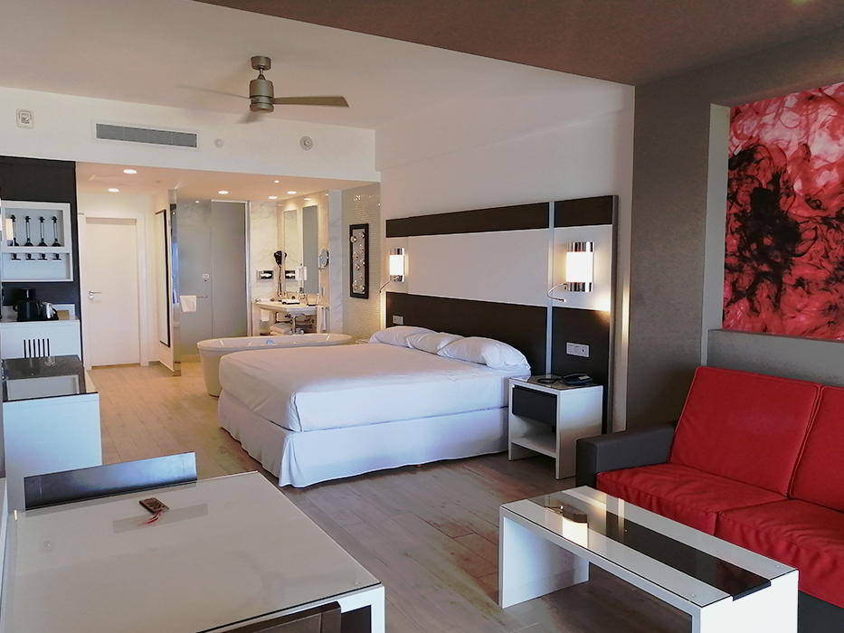 Habitacion matrimonial hotel Riu Palace Costa Mujeres, en Cancún.